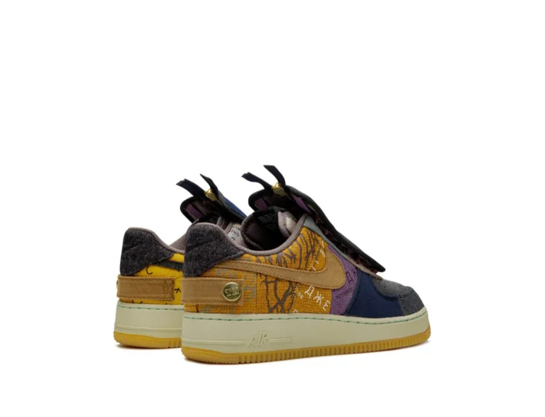 Nike
x Travis Scott Air Force 1 Low "Cactus Jack" sneakers
