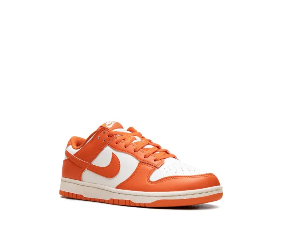 Nike
Dunk Low "Syracuse 2025" sneakers