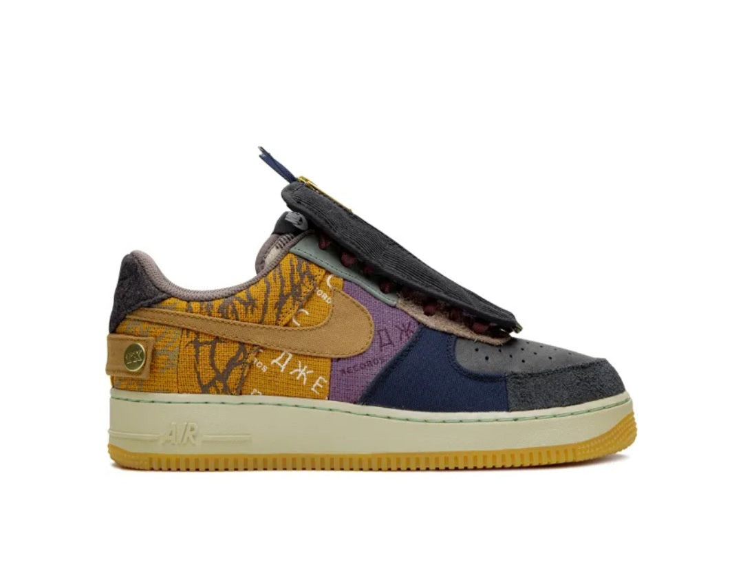 Nike
x Travis Scott Air Force 1 Low "Cactus Jack" sneakers