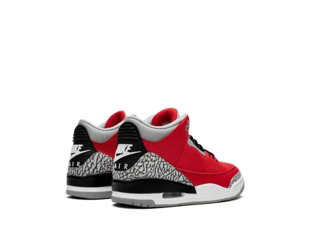 Jordan
Air Jordan 3 Retro Red Cement/Unite