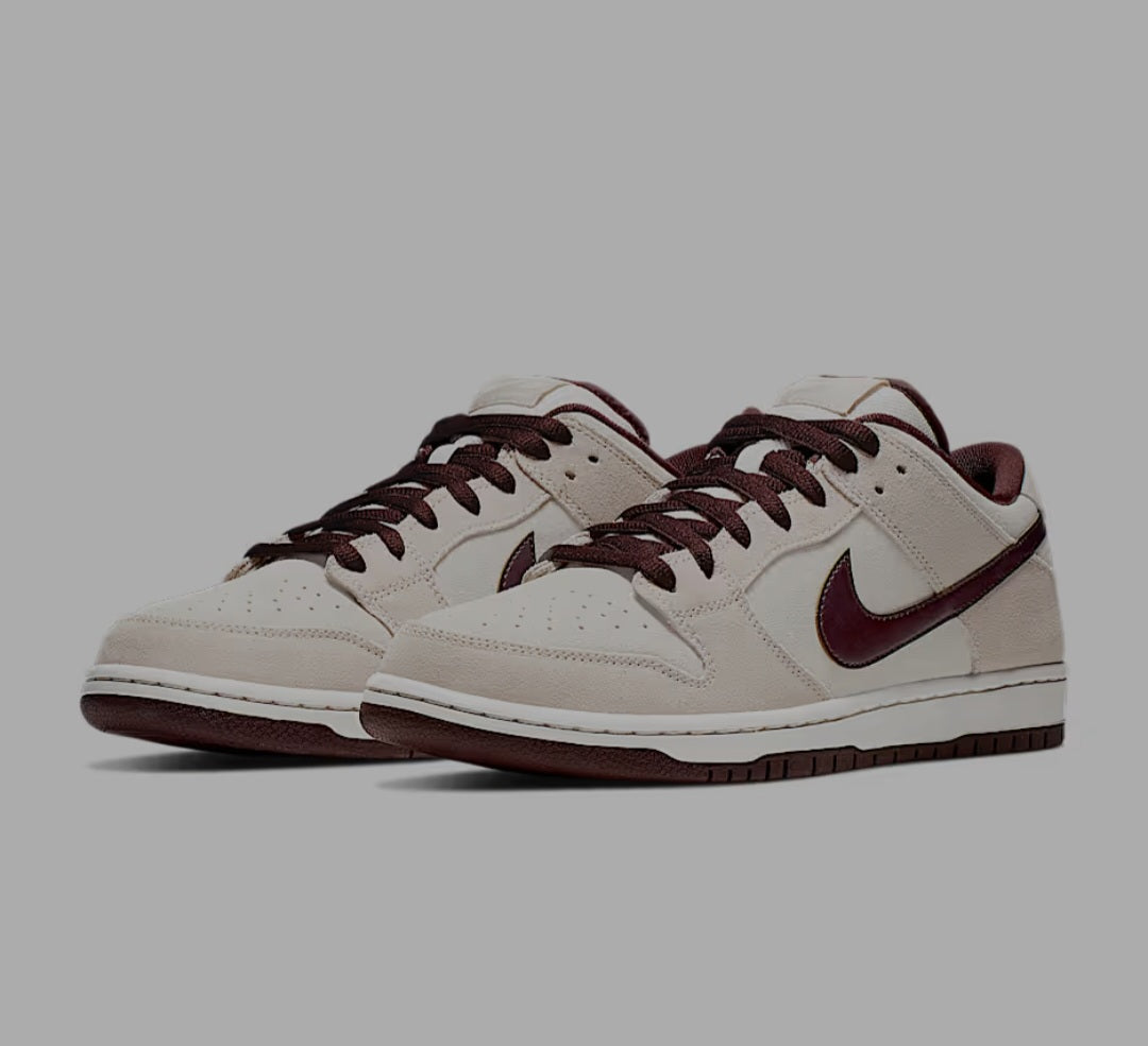 Nike SB Dunk Low Pro