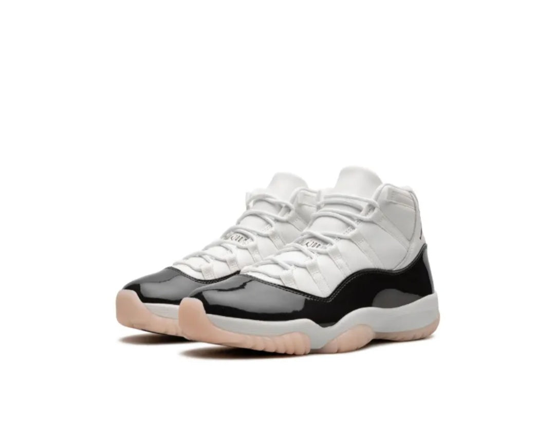 Air Jordan 11 Neapolitan