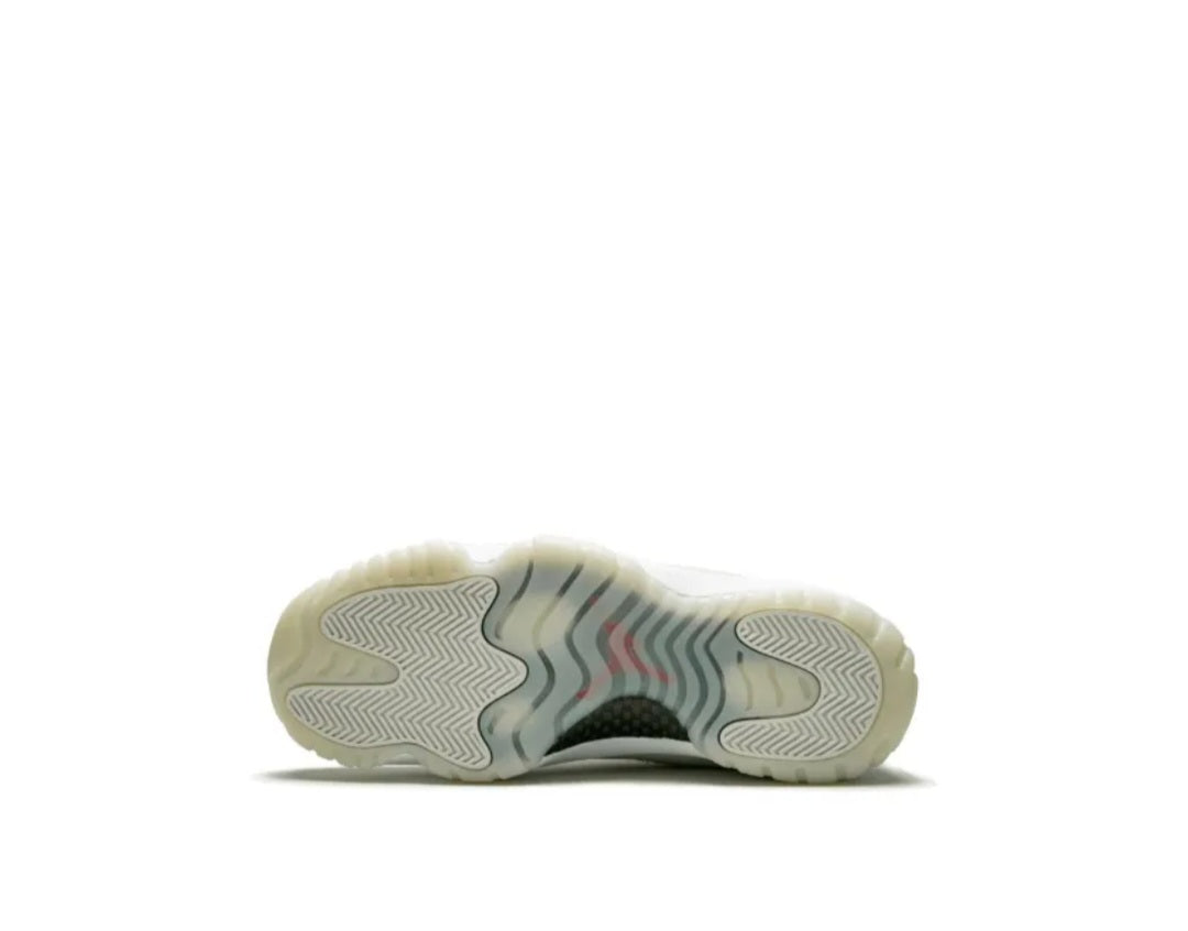 Air Jordan 11 Retro Platinum Tint