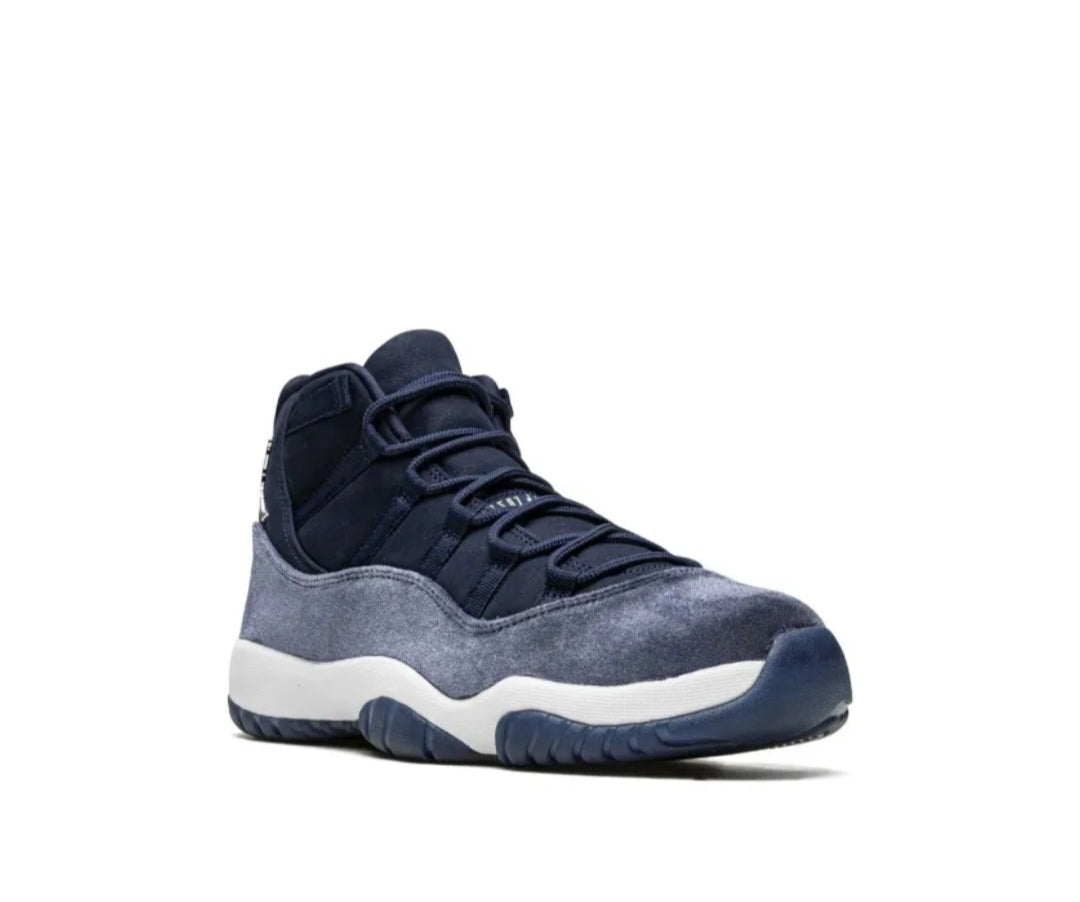 Air Jordan 11 Velvet Midnight Navy