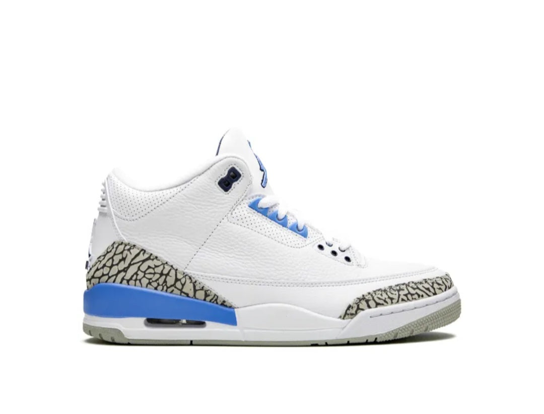Air Jordan 3 Retro UNC