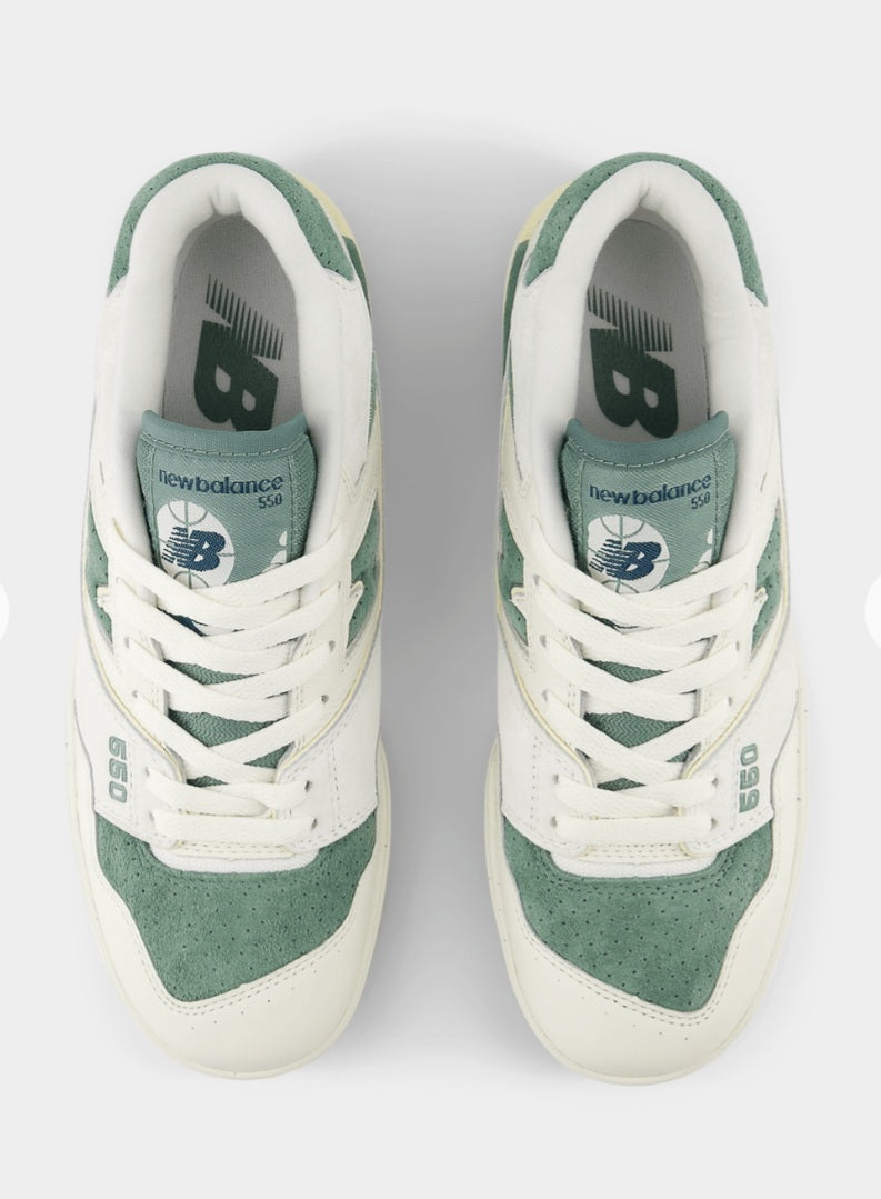New Balance 550