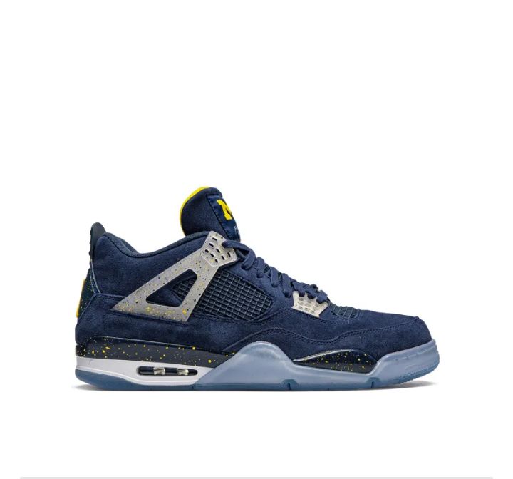 Air Jordan 4 PE