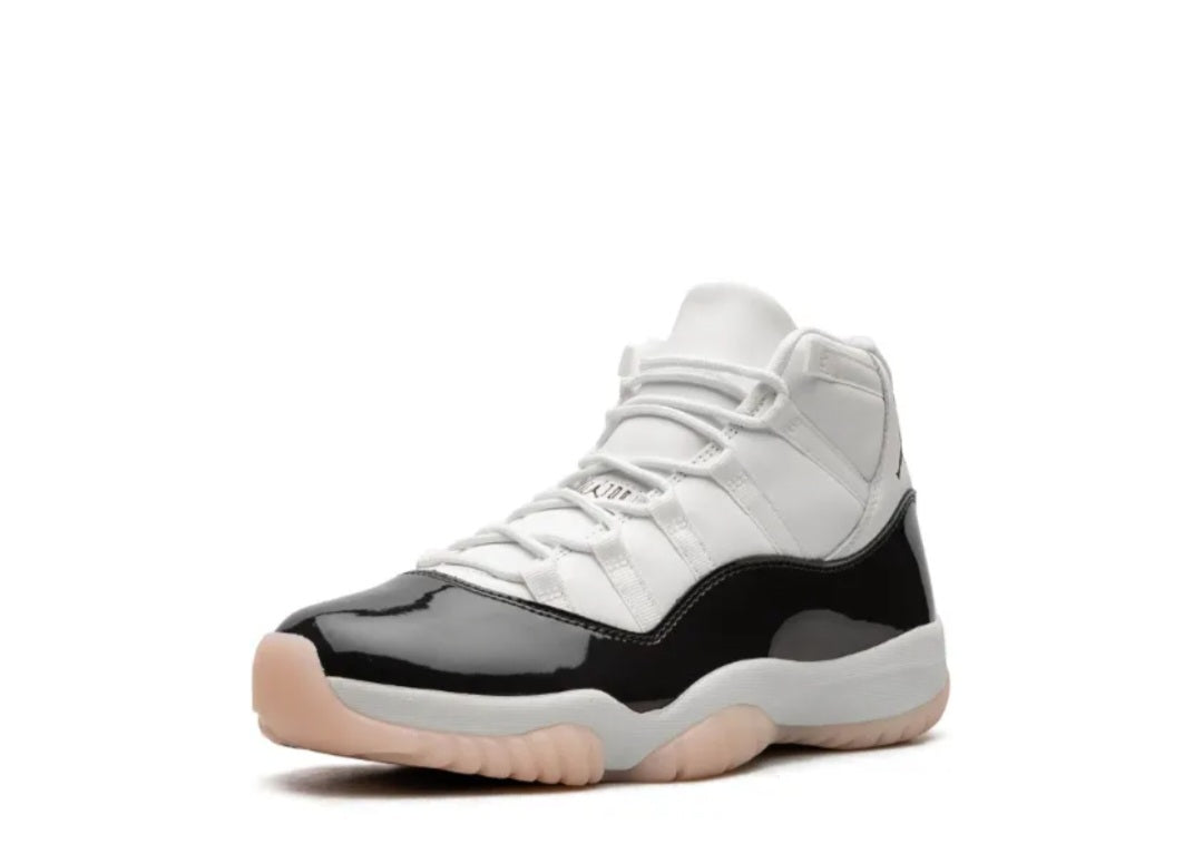 Air Jordan 11 Neapolitan