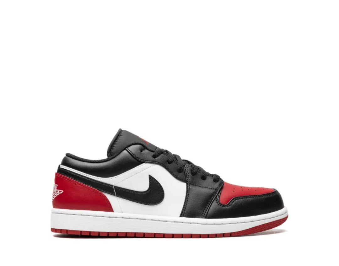Air Jordan 1 Low "Black Toe" sneakers