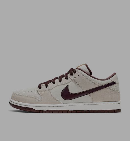 Nike SB Dunk Low Pro