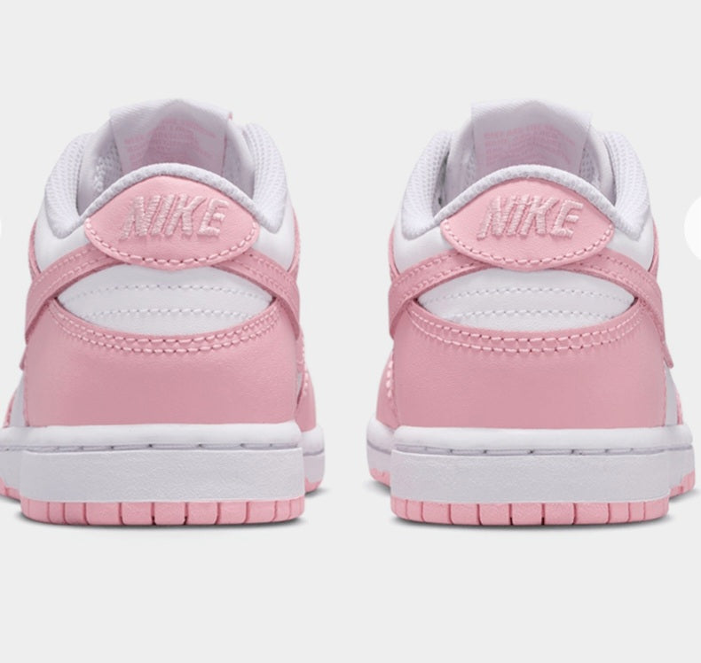 Nike low dunk light pink/white sneaker